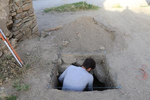 مشکل جدی جایابی و تشخیص محدوده عرصه ظاهری تپه باستانی بهرام آباد همدان مشکل جدی جایابی و تشخیص محدوده عرصه ظاهری تپه باستانی بهرام آباد همدان