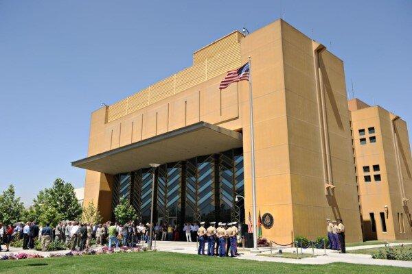 سفارت آمریکا به شهروندان خود برای ترک فوری افغانستان هشدار داد