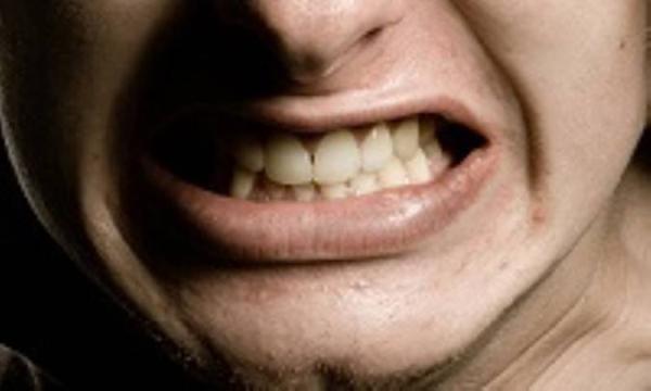 علل شایع دندان قروچه چیست؟